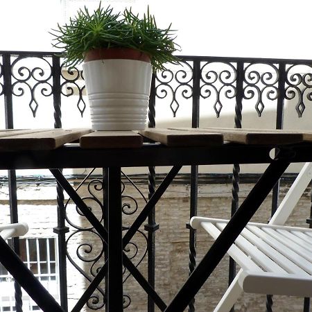 Rodo Arenal Apartment Севиля Екстериор снимка